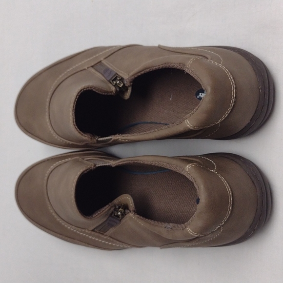 Dr Scholl's Shoe - Picture 3 of 4